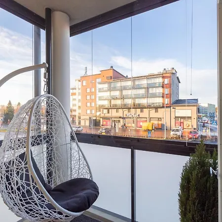 Valoisa Parvekkeellinen Kaksio, Oma Parkkipaikka *