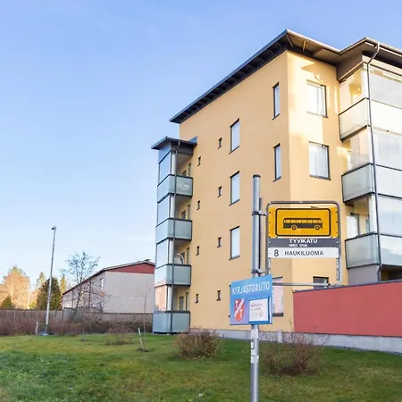 Valoisa Parvekkeellinen Kaksio, Oma Parkkipaikka *