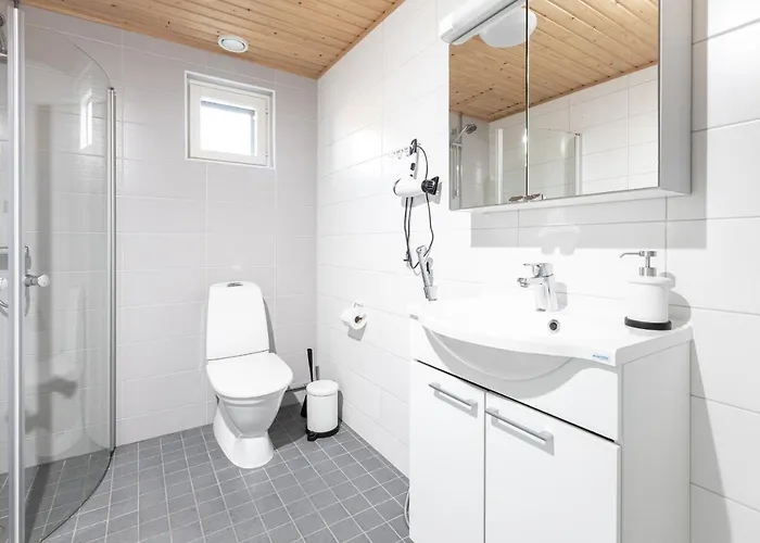 Valoisa Parvekkeellinen Kaksio, Oma Parkkipaikka Apartman *