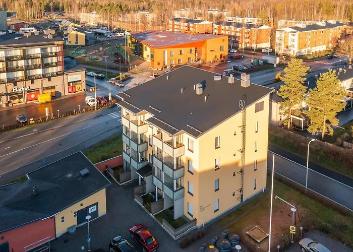 Valoisa Parvekkeellinen Kaksio, Oma Parkkipaikka Tampere